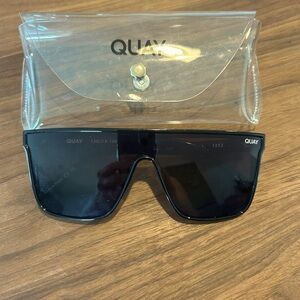 *New* Never Worn Nightfall Quay glasses